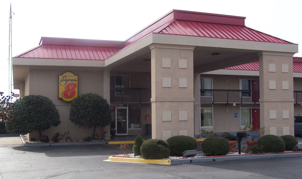 Super 8 By Wyndham Tifton Hotel Bagian luar foto